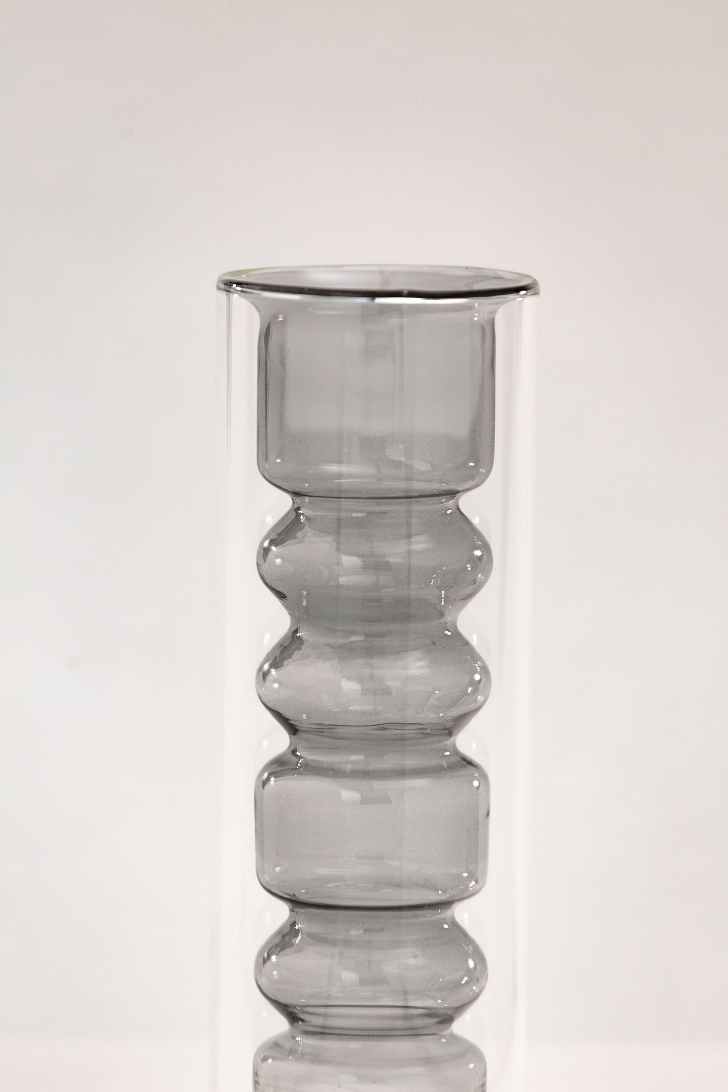 THE SMOKING VASE