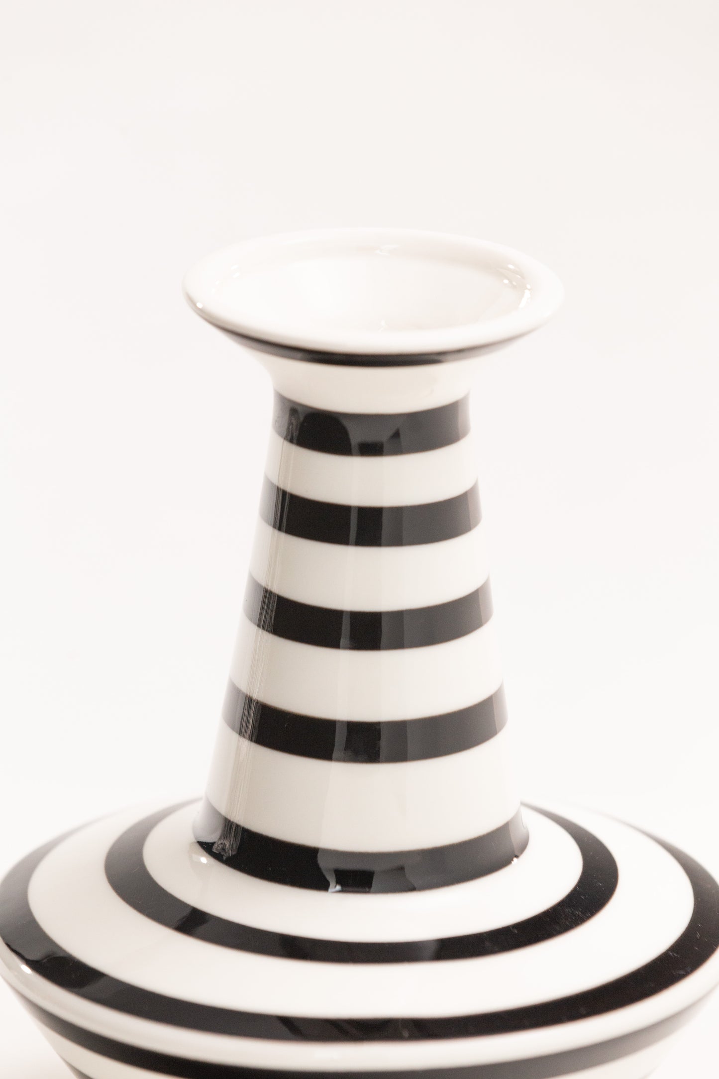 THE STRIPE VASE