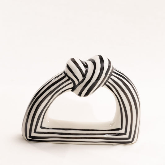THE KNOT